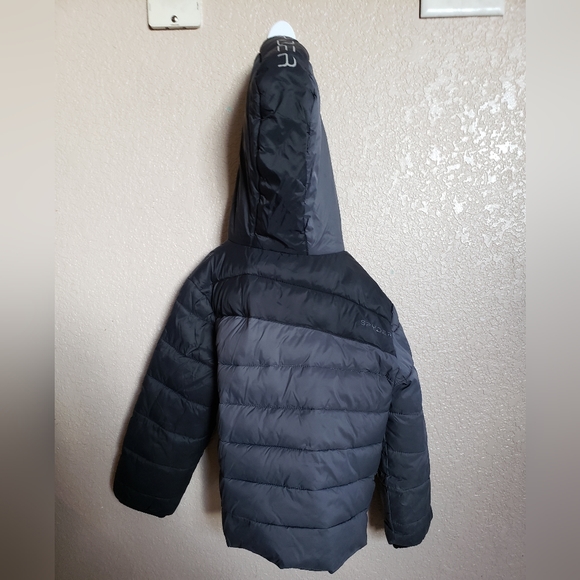 Spyder Coat - Picture 1 of 2